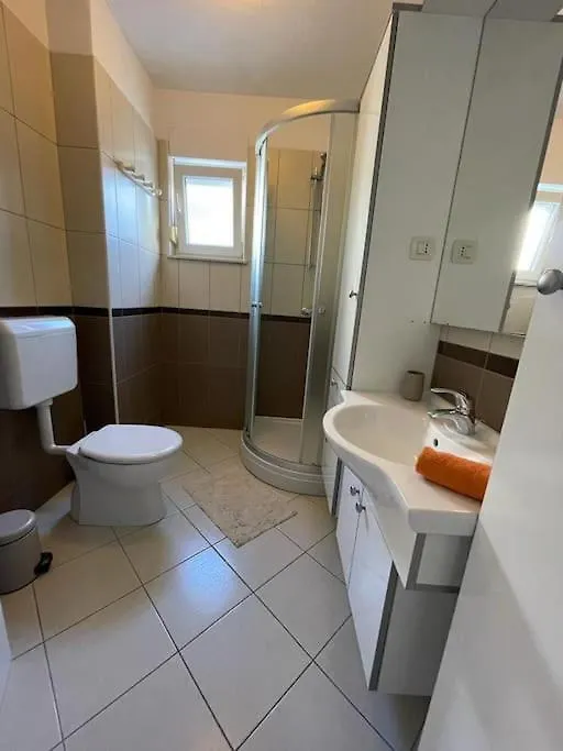 Apartment Room5 Fuer Familien&Freunde, Strandnaehe, Meerblick Trogir