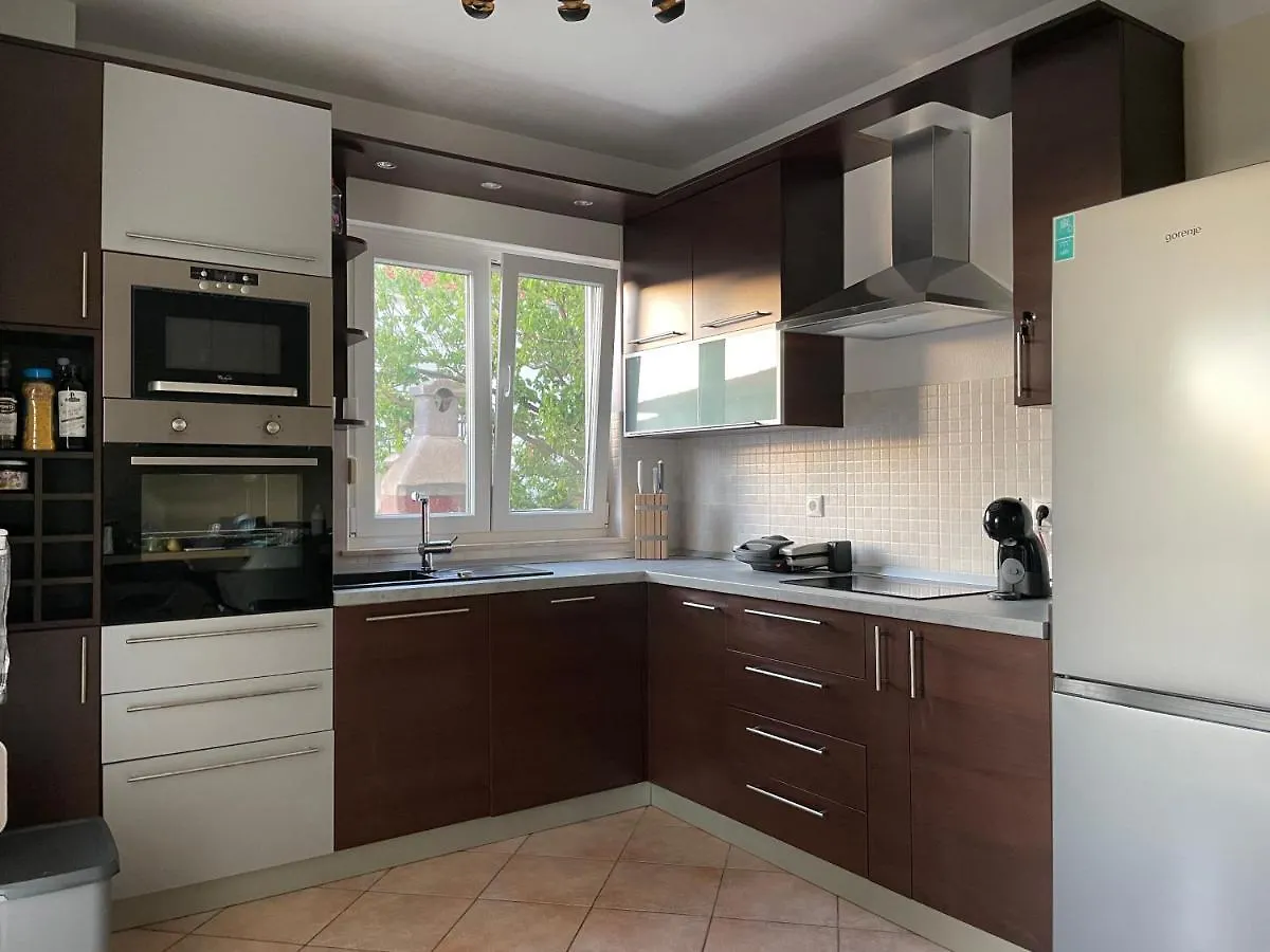 Room5 Fuer Familien&Freunde, Strandnaehe, Meerblick Trogir Apartment