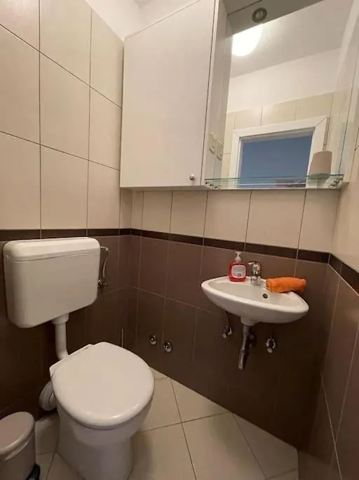 Room5 Fuer Familien&Freunde, Strandnaehe, Meerblick Trogir Apartment